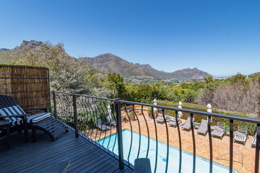 8 Bedroom Property for Sale in Hout Bay Western Cape